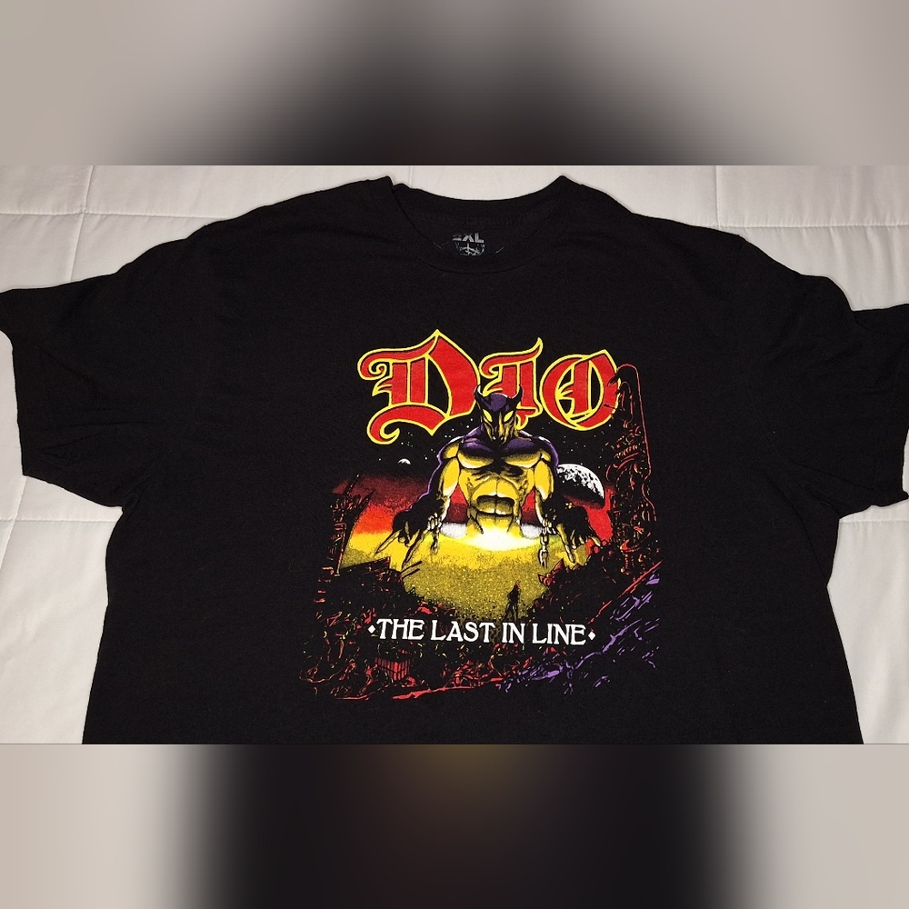 Vintage Dio Graphic Tee. MEN 2XL